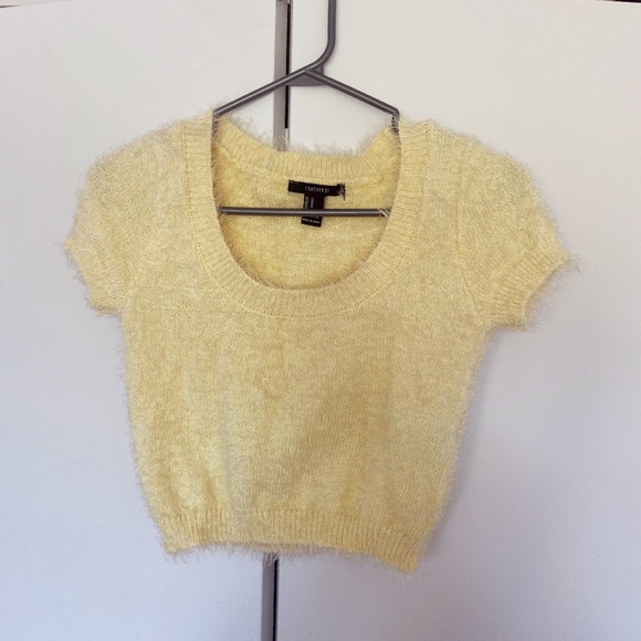 Forever 21 Yellow Cropped Fuzzy Sweater - Picture 2 of 4